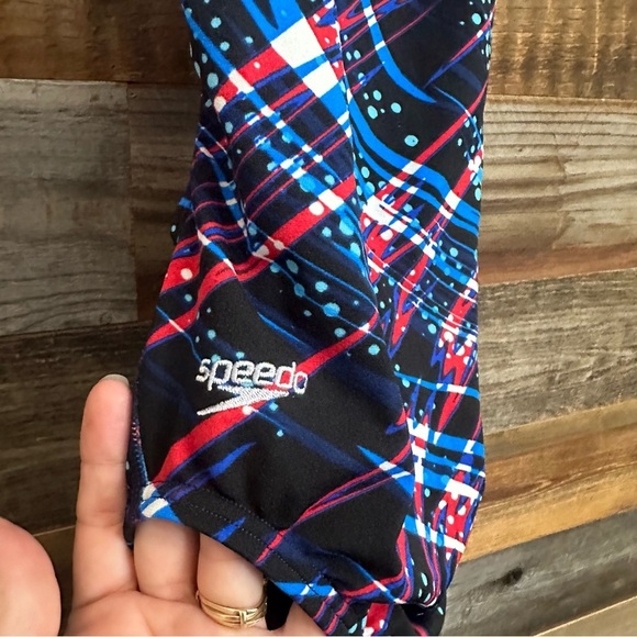 Speedo Women's Swimsuit Racerback Swimsuit Blue Black White Print School Size 26 - Picture 2 of 4